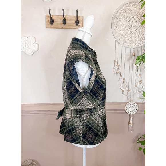 Cabi All Tied Up Plaid Wool Belted Mock Collar Vest  EUC Sz Medium - Picture 3 of 7